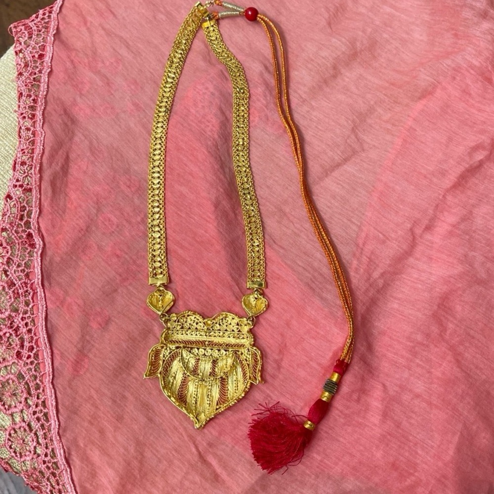 Ornate Necklace from India (EUC) - Picture 4 of 4